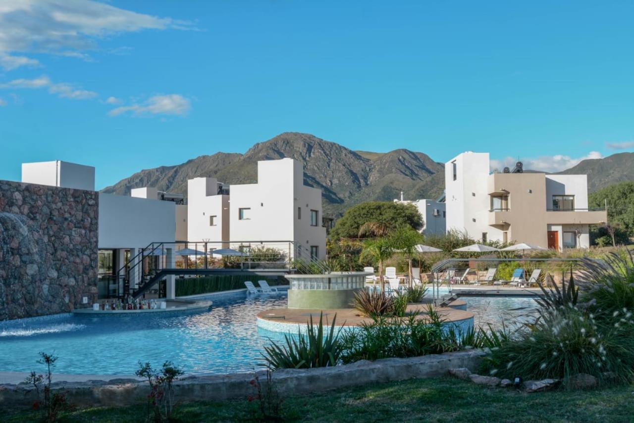كابيلا ديل مونتي Apart Hotel Los Alazanes المظهر الخارجي الصورة