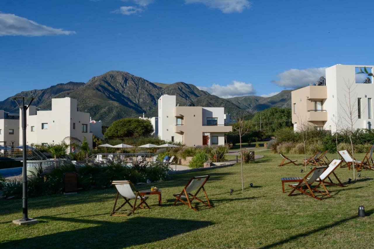 كابيلا ديل مونتي Apart Hotel Los Alazanes المظهر الخارجي الصورة